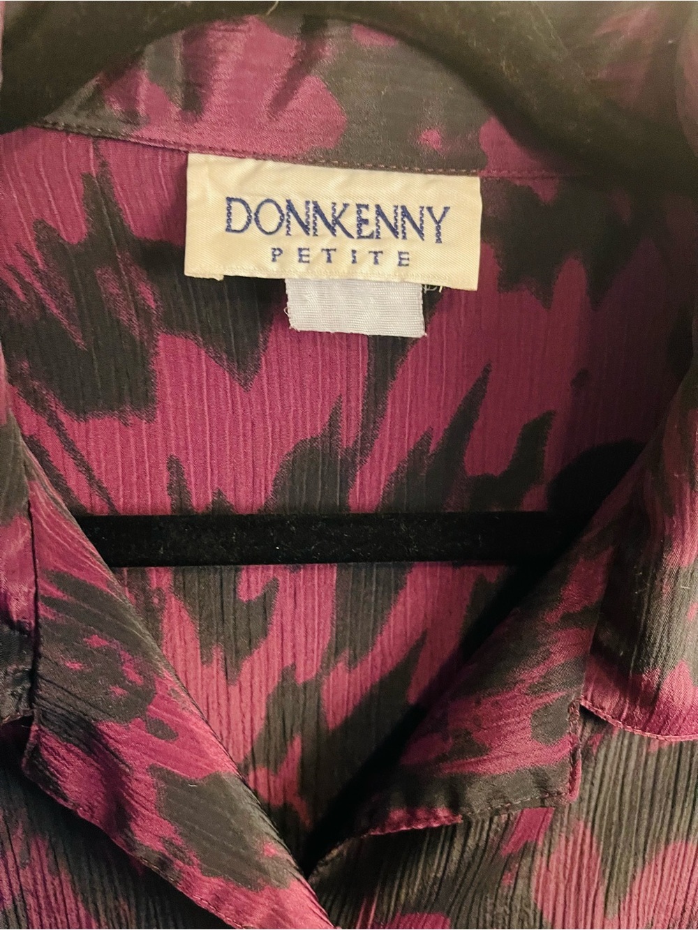 Women's Purple & Black Printed Button-Up Blouse - Picture 2 of 5